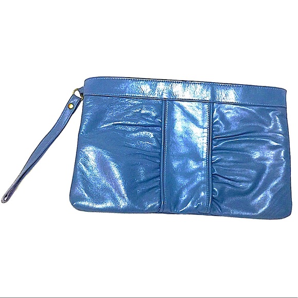 Vintage Handbags - 🥳HP: Sky Blue Leather Wristlets Zipper w/Ribbed Decor Vintage Bag